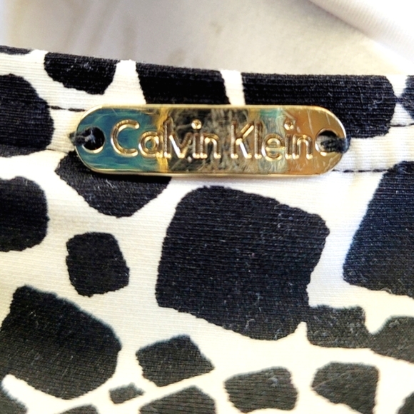 Calvin Klein One Piece Square Neck Ruched Black/White Abstract Swimsuit Size 18 - Picture 7 of 10